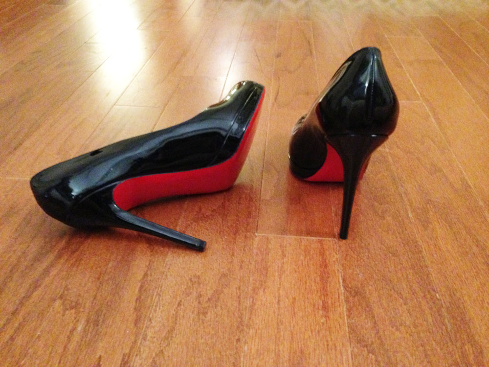 Christian Louboutin New Simple Black Patent Pumps