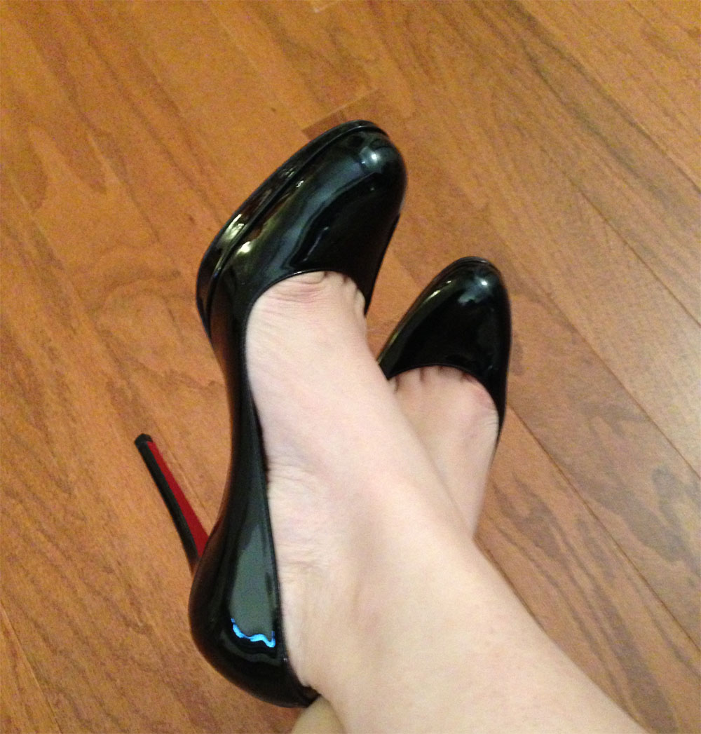 Christian Louboutin New Simple Black Patent Pumps